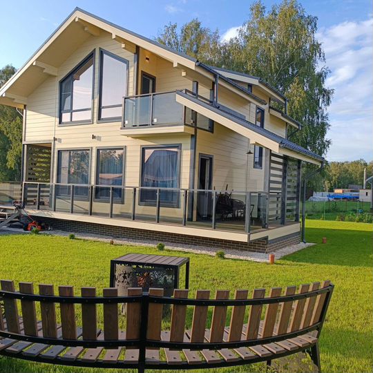 Дом 173 м² на участке 6,5 сот.