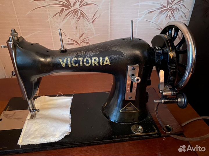 Швейная машина