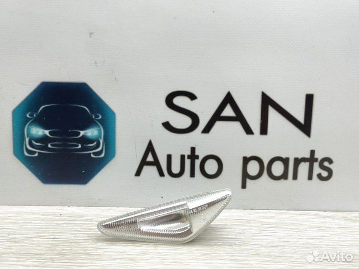 Поворотник в крыло правый Bmw X5 E70 N62B48 2007