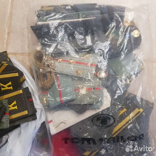 Коллекция значков