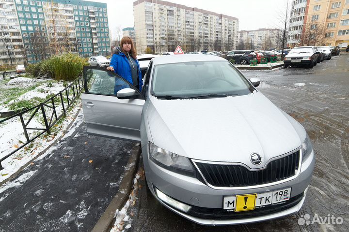 Автоинструктор женщина АКПП Инструктор по вождению