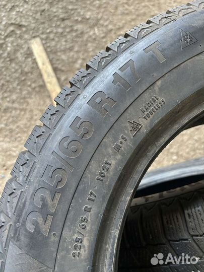 Continental ContiVikingContact 6 SUV 225/65 R17