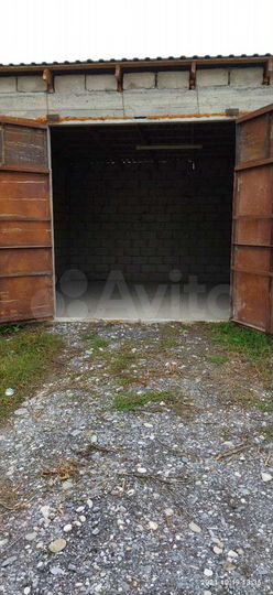 Гараж, > 30 м²