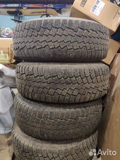 Nokian Tyres Hakkapeliitta LT 265/75 R16