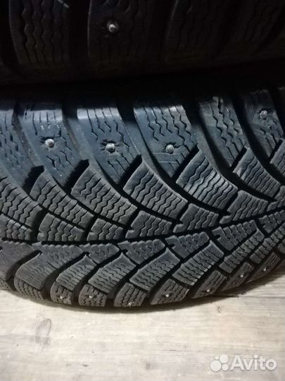 Bfgoodrich G-Force Stud 215/65 R16 75T