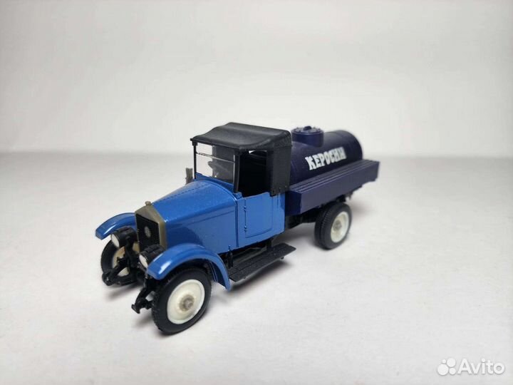 Амо Ф-15 бочка 1:43