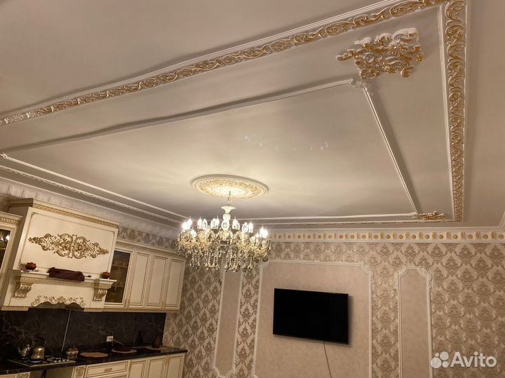 Изделия из гипса, рамки и уголки с молдингами