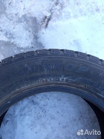 Dunlop SP Winter Ice 02 195/60 R15