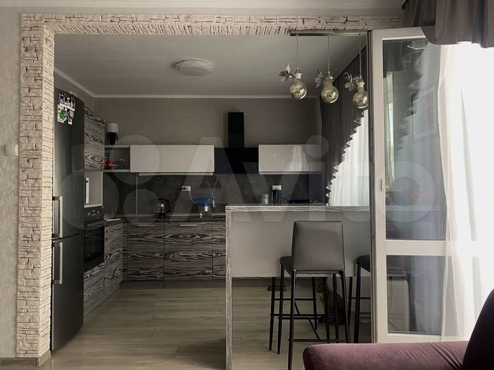 3-к. квартира, 72 м², 2/10 эт.