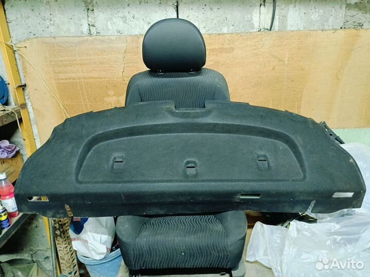 Полка задняя гранта седан (завод б/у)