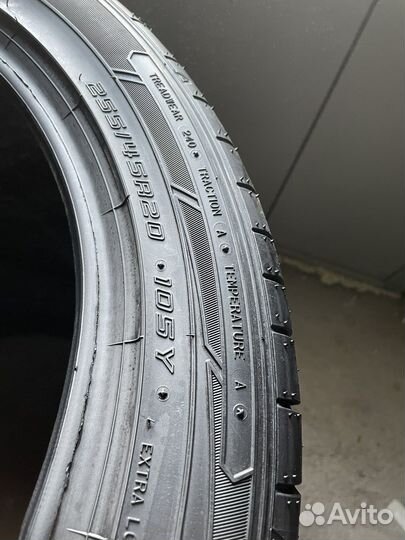 Dunlop SP Sport Maxx 050+ 255/45 R20 94V