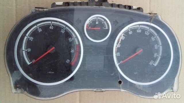 Панель приборов Opel Corsa