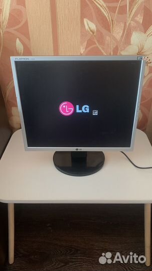 Монитор LG flatron L1953S
