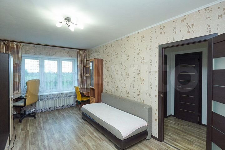 2-к. квартира, 65 м², 6/10 эт.