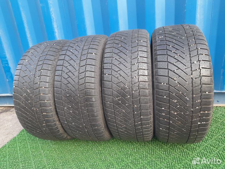 Continental ContiVikingContact 6 235/55 R17 110T
