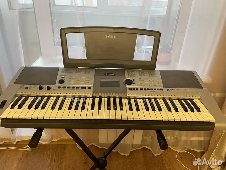 Синтезатор yamaha