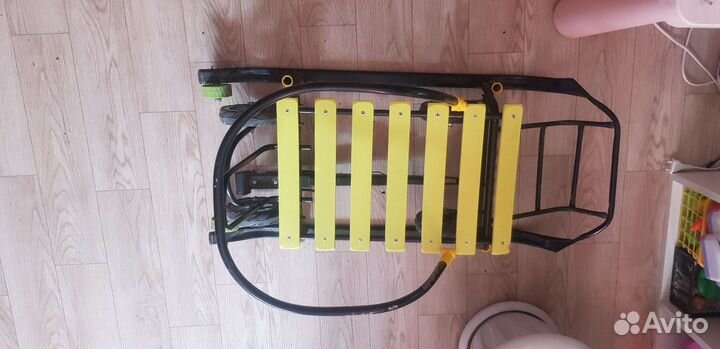 Детские санки на колесах