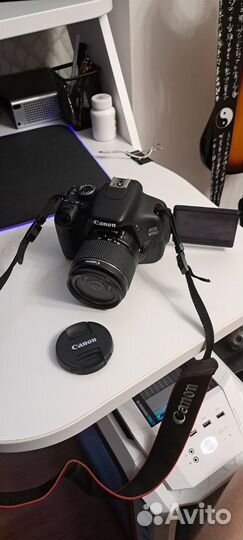 Зеркальный фотоаппарат Canon EOS 600D