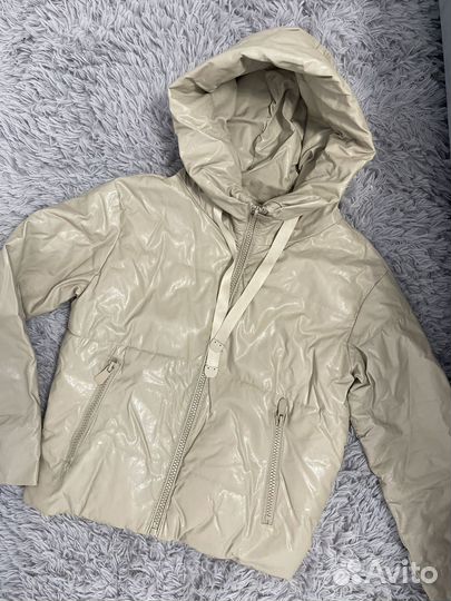 Женская куртка, m