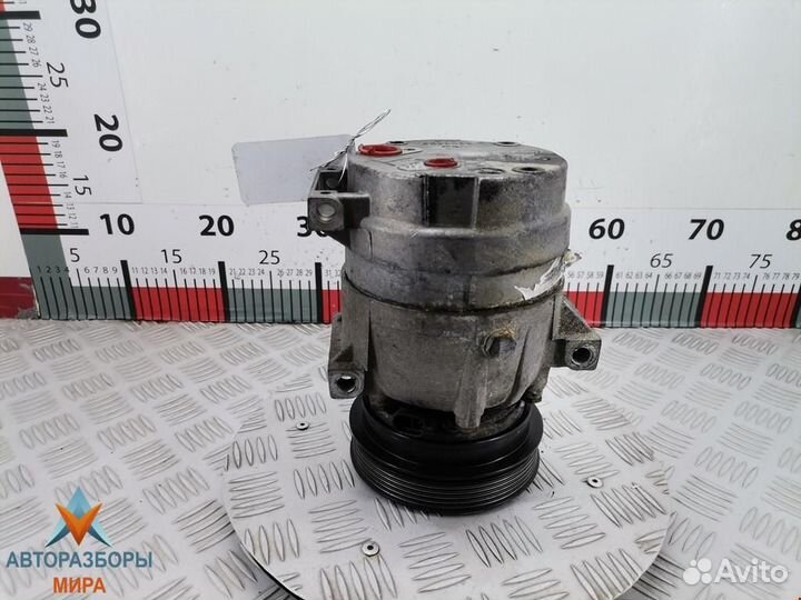 Компрессор кондиционера Renault Megane 1999