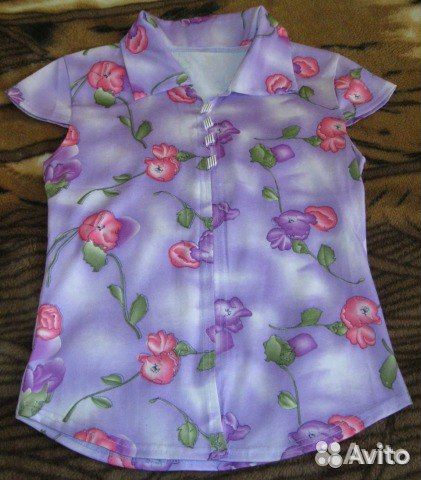Блузочка с коротким рукавом 40-42 р