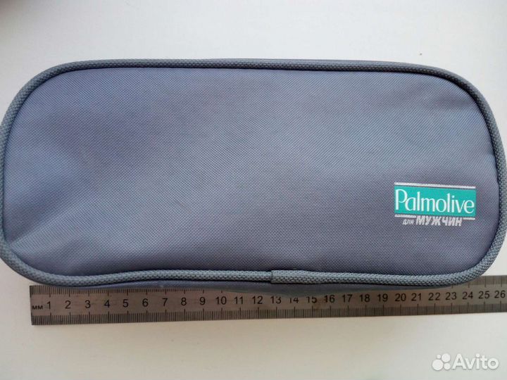 Косметички новые. 4 штуки. На молнии