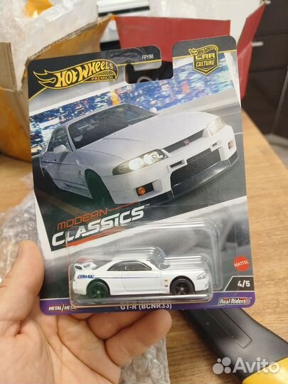 Hot Wheels Premium Modern Classic 4