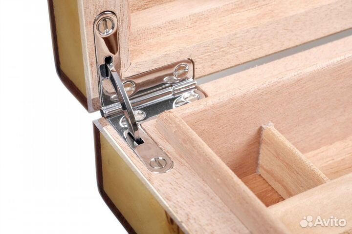 Хьюмидор Howard Miller, шкатулка для 10 сигар