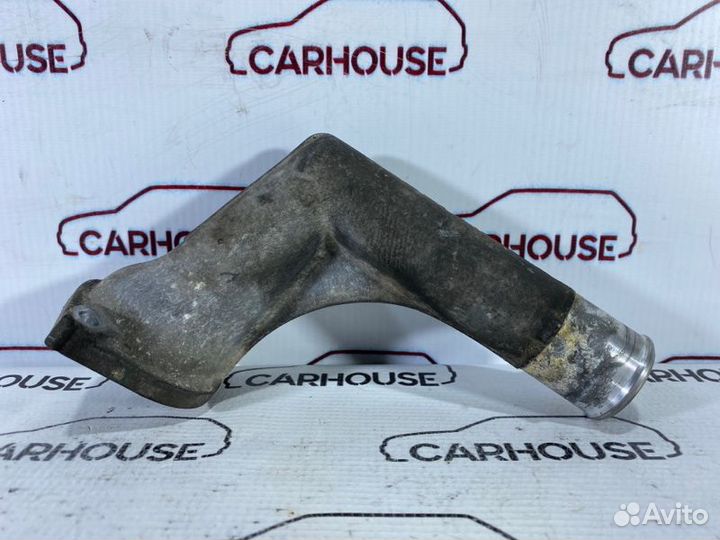 Флянец охлаждения Toyota Avensis Verso 1 2.0