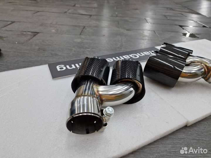 Насадки выхлопа BMW G30 карбон глянец двойные