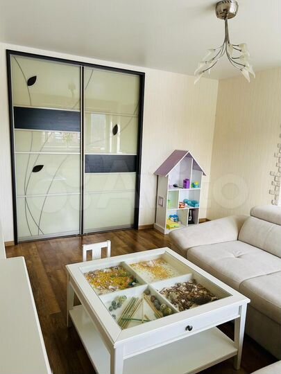 3-к. квартира, 70 м², 2/5 эт.