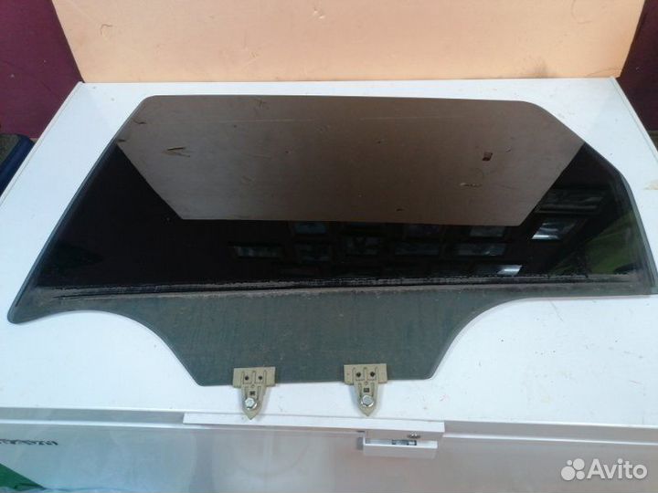 Стекло двери заднее левое Nissan Qashqai+2