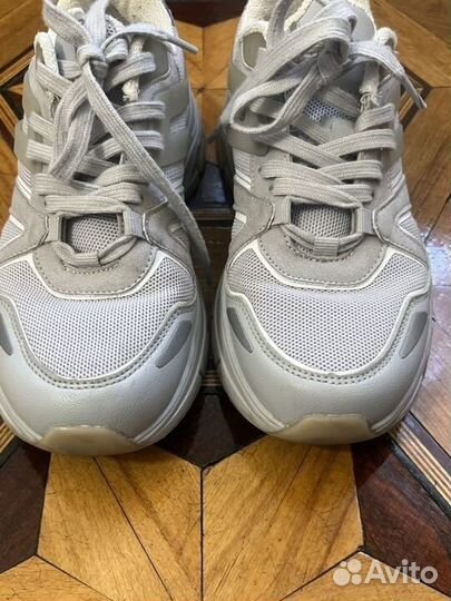 Кроссовки mango