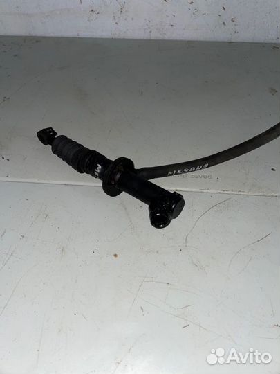 Главный цилиндр сцепления Renault Megane седан K4M