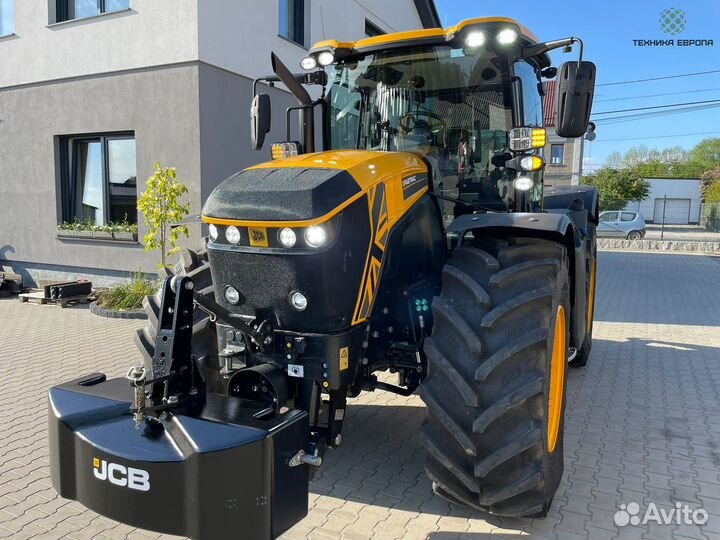 Трактор JCB Fastrac 4220, 2016