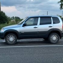 Chevrolet Niva 1.7 MT, 2012, 185 000 км, с пробегом, цена 590 000 руб.