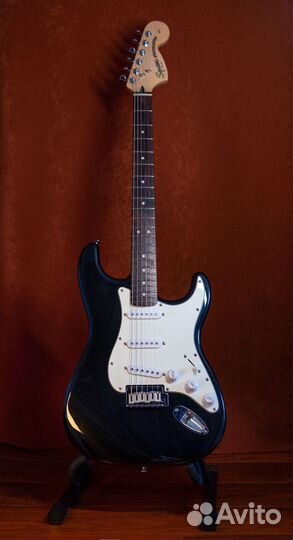 Отличный Fender Squier Standart 2011