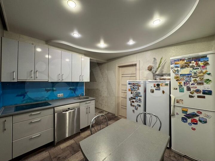 3-к. квартира, 95,9 м², 1/9 эт.