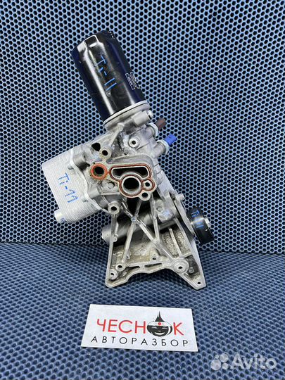 Кронштейн генератора Passat CC Ауди ку3 Audi Q3