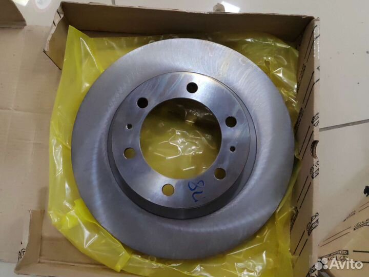 Диски тормозные передние toyota hilux