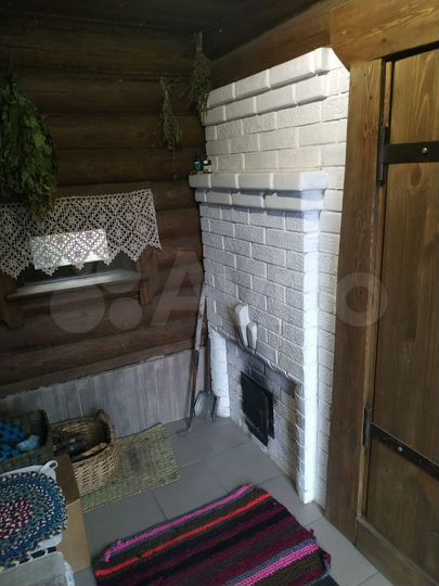 Дом 56 м² на участке 4 сот.