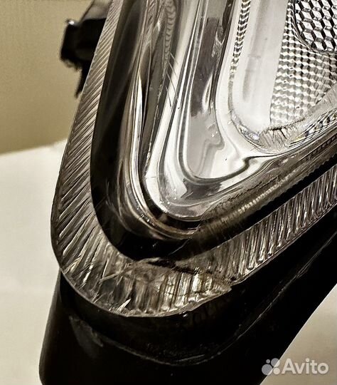 Правая фара от Toyota Corolla 2007 года выпуска