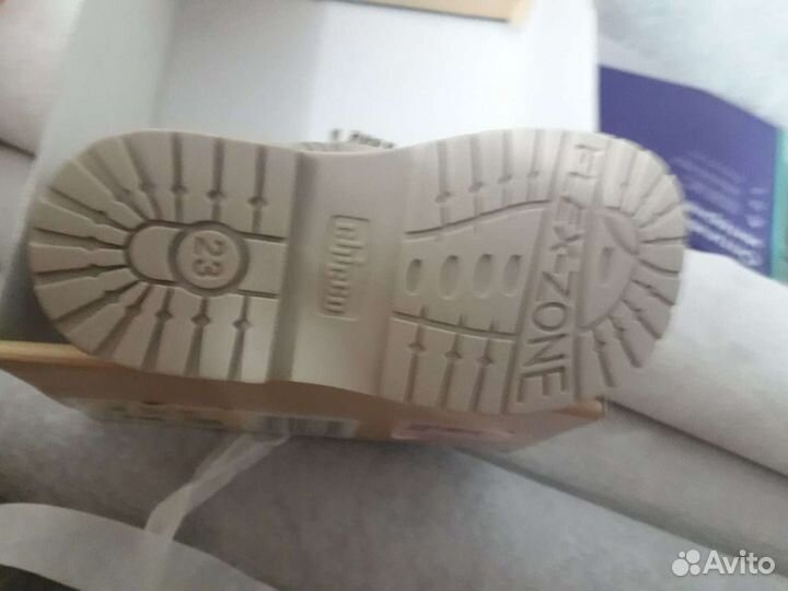 Ботинки детские 23 размер