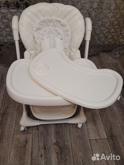 Стульчик для кормления tommy