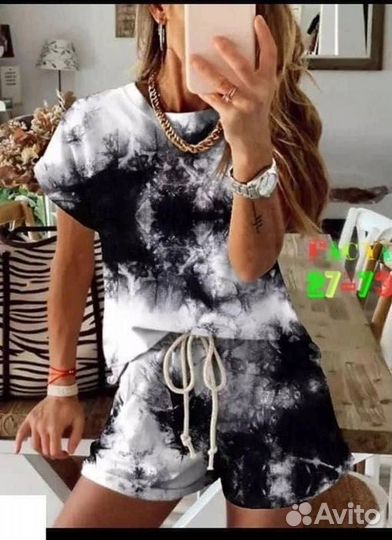 Шорты с футболкой женские