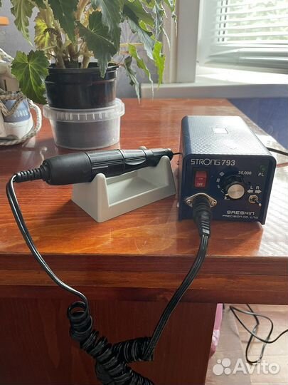 Аппарат для маникюра и педикюра Strong 793