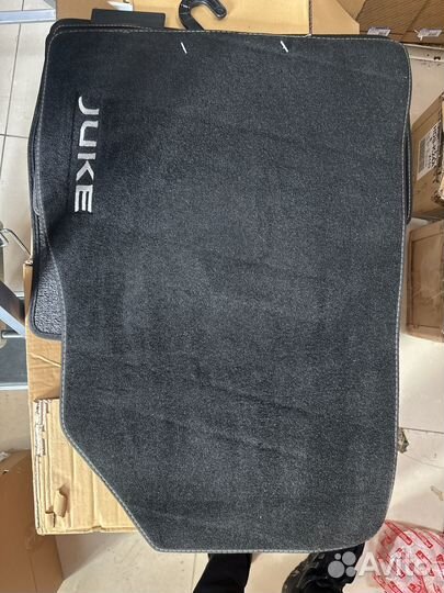 Оригигальные ковры Nissan Juke F15