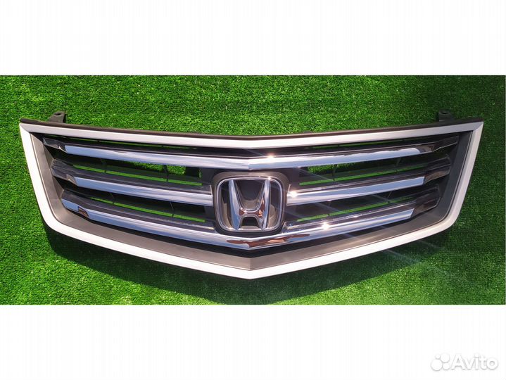 Решетка радиатора Honda Accord CU 2008-2011