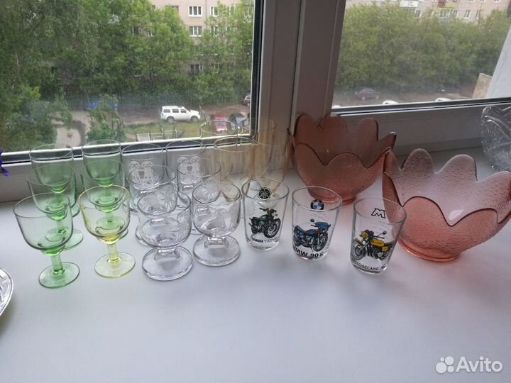 Стаканы, фужеры, салатники