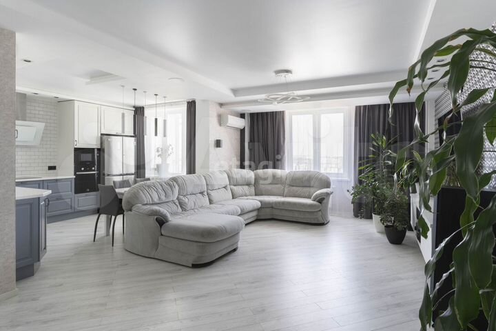 3-к. квартира, 126 м², 19/20 эт.